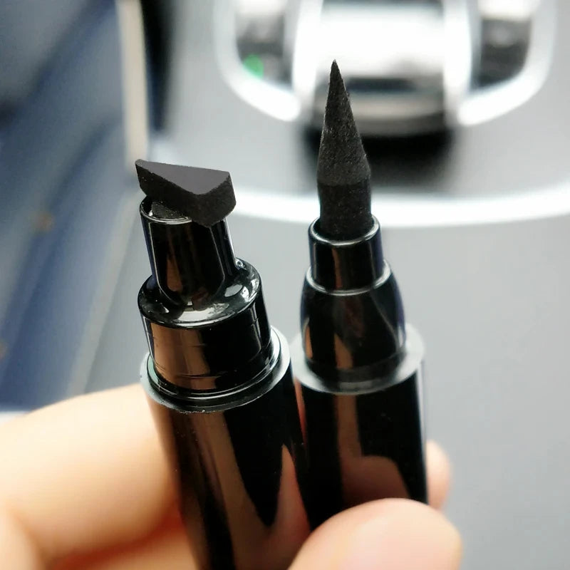 Beginner Winged Eyeliner Stamp